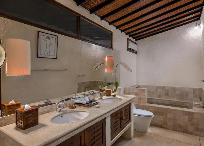 Impiana Private Villas Seminyak - Kitchen