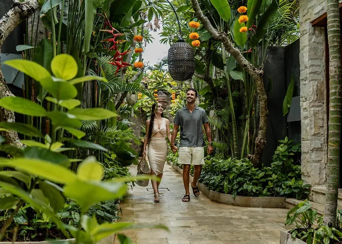 Aksari Villa Seminyak - Villa exterior