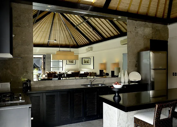 Peppers Seminyak - Kitchen