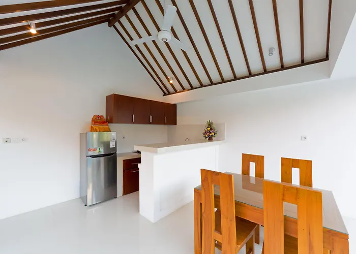 Paisa Villa Seminyak - Kitchen